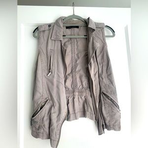 Grey comfortable vest